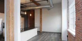 Oak Knitting Mill Apartments – Franklin Square Available Gallery 41