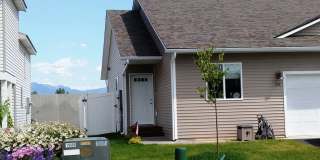 28 Empire Loop Gallery 1