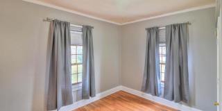 Knoxville 37917 - 3 bedroom, 2 bath Craftsman Home - Contact Ryan Fogarty (865) 333-4840 Gallery 10