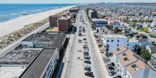 521 W Broadway Gallery 29