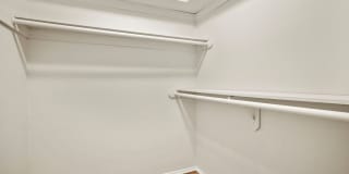 Parkway Plaza Apartments Gallery 37