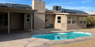 3 Bedroom Pool Home w/Solar Gallery 16