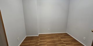1140 West Barry Avenue Gallery 11