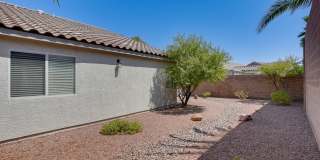 CHARMING 2 BEDROOM TOWNHOME IN SOUTHERN HIGHLANDS Gallery 27