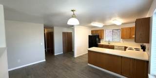 Hilltop 3-Bedroom Home with Scenic Orchard Views Gallery 1