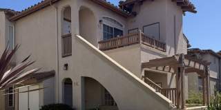 3 Bedroom Luxury Condo in Sunrise Hills Gallery 1