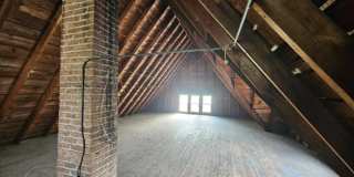 2169 North 39th Street Gallery 19