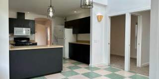 Charming 4-Bedroom Home in Phinney Ridge.  Pets welcome! Gallery 11