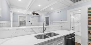 2 Bedroom, 2 Bath Home with ADU Downtown Charleston! Gallery 8
