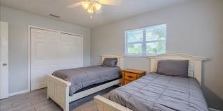 ANNUAL RENTAL - 3 Bed, 2 Bath Fully Furnished Home Gallery 21