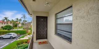 21214 Lago Circle Gallery 4