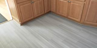 8523 ELECTRIC Avenue Gallery 9