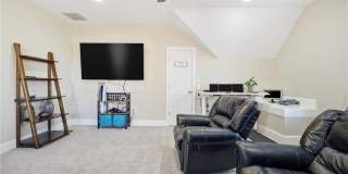 1137 Kingsbury DR Gallery 26