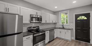 Stunning 3 bedroom home in Carrick available August 15! Gallery 1