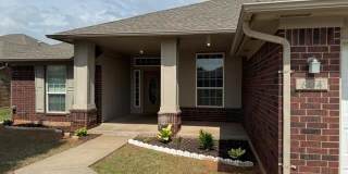 604 Applewood Street Gallery 2