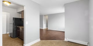 Carolina Village Gallery 16