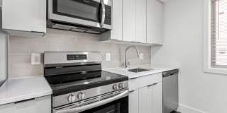 A charming apartment community ideally located along 14th Street NW Gallery 546
