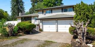 Spacious 3BR + Bonus Tri-Level in Spokane Valley - Fireplace, Corner Lot & Garage Gallery 40
