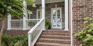 4-Bed/3.5-Bath in Brentwood! Gallery 1