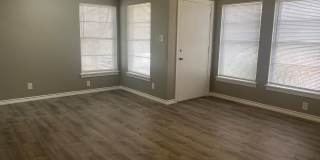 1222 S Lamar Gallery 1