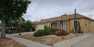 Special Rental Opportunity, Fully Remodeled 3BR and 3 Bathroom Home with Indoor Pool Special Rental Opportunity, Fully Remodeled 3BR and 3 Bathroom Home with Indoor Pool Gallery 1
