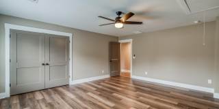 224 Alcovy Street Gallery 12
