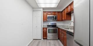 7651 TREMAYNE Place Gallery 8