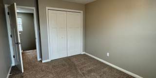 Spacious 3 Bedroom home! Gallery 16