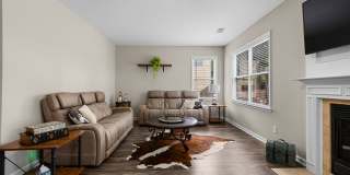 77 Lakeshore Parkway Gallery 11