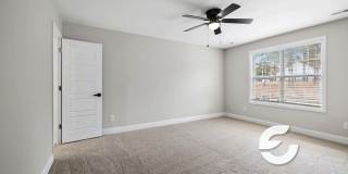 Luxury New 3BR Townhomes | Garage + Pool | 7 min to Fort Bragg Gallery 14