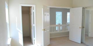 Sharp & Contemporary Townhouse in Beautiful Danville! Gallery 20