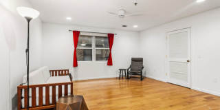 135 38th Street Gallery 7