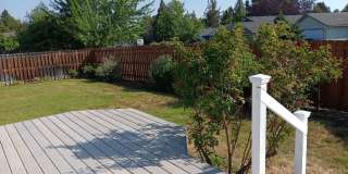 Charming Single-Level Home in Bend’s Mountain View Area Gallery 6