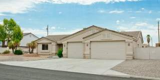 Long Term Rental. Southside LHC. Pool/Spa & 3 Car Garage Long Term Rental. Southside LHC. Pool/Spa & 3 Car Garage Gallery 1