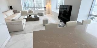 1435 Brickell Ave Gallery 57