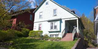 948 Ackerman - Available 6/1/2027 Charming Home With Private Back Yard Gallery 1