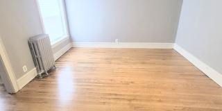 5233 S Michigan Avenue Gallery 12