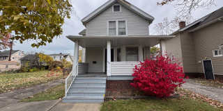 Charming 3-Bedroom Property in Prime Location Gallery 1