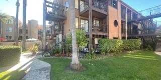 **Beautiful, Fully-Furnished 2 bed / 2.5 bath Townhome in Coastal Carlsbad - Available 10/01** Gallery 1