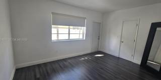 8430 Harding Ave Gallery 35