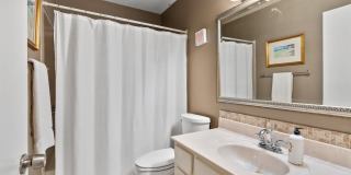 2 Bedroom 2 Bath in Ideal Location Gallery 25