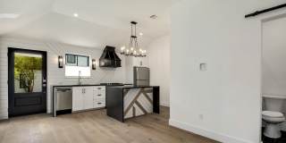 1110 W 22 1/2 St Gallery 17