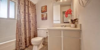 Kalo Village Seven Gallery 14