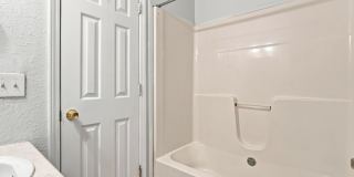 Cedar Street Apartments Gallery 53