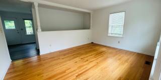 3 Bedroom, 1 Bath House Gallery 10