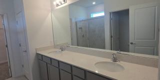 3 bed 2.5 bath home Gallery 16