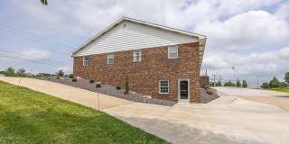 1482 Executive Boulevard Gallery 1