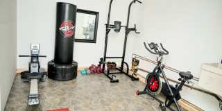 Spacious 4BR/2BA Furnished Home w/ Utilities, Mini Gym & Large Fenced Yard – Pinefield, Waldorf MD Spacious 4BR/2BA Furnished Home w/ Utilities, Mini Gym & Large Fenced Yard – Pinefield, Waldorf MD Gallery 12