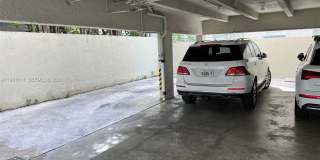 1615 Meridian Ave Gallery 14