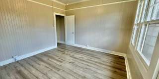 Charming detached single family Kaimuki 3 bdrm, 1 bath home on level lot Gallery 19